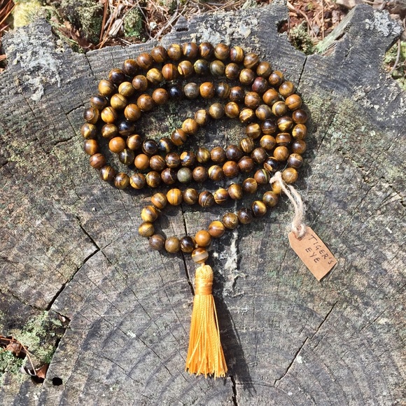 Tigers Eye Mala Necklace - Picture 3 of 3